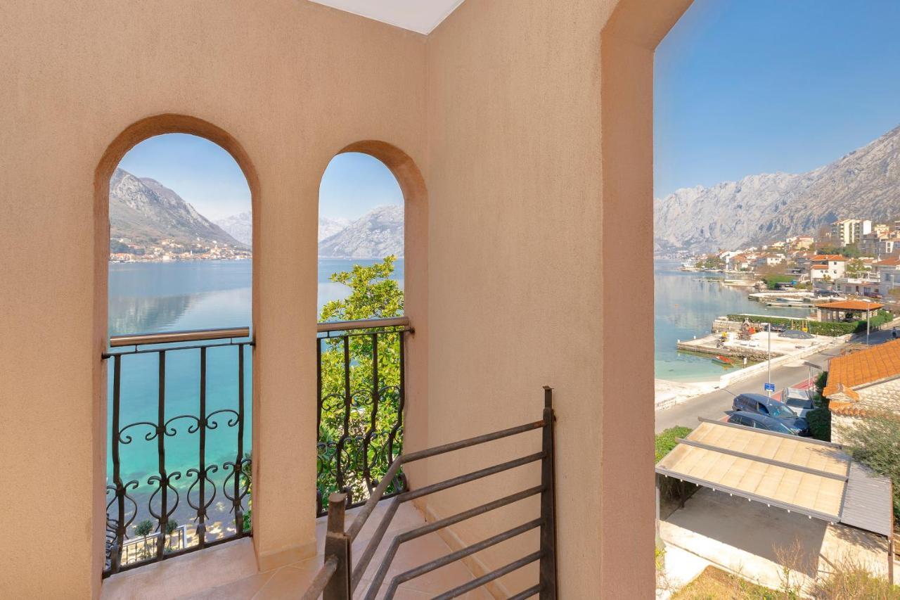 Promenade Rose Apartment Kotor Luaran gambar