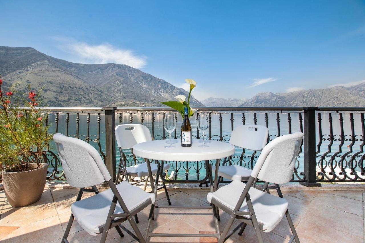 Promenade Rose Apartment Kotor Luaran gambar
