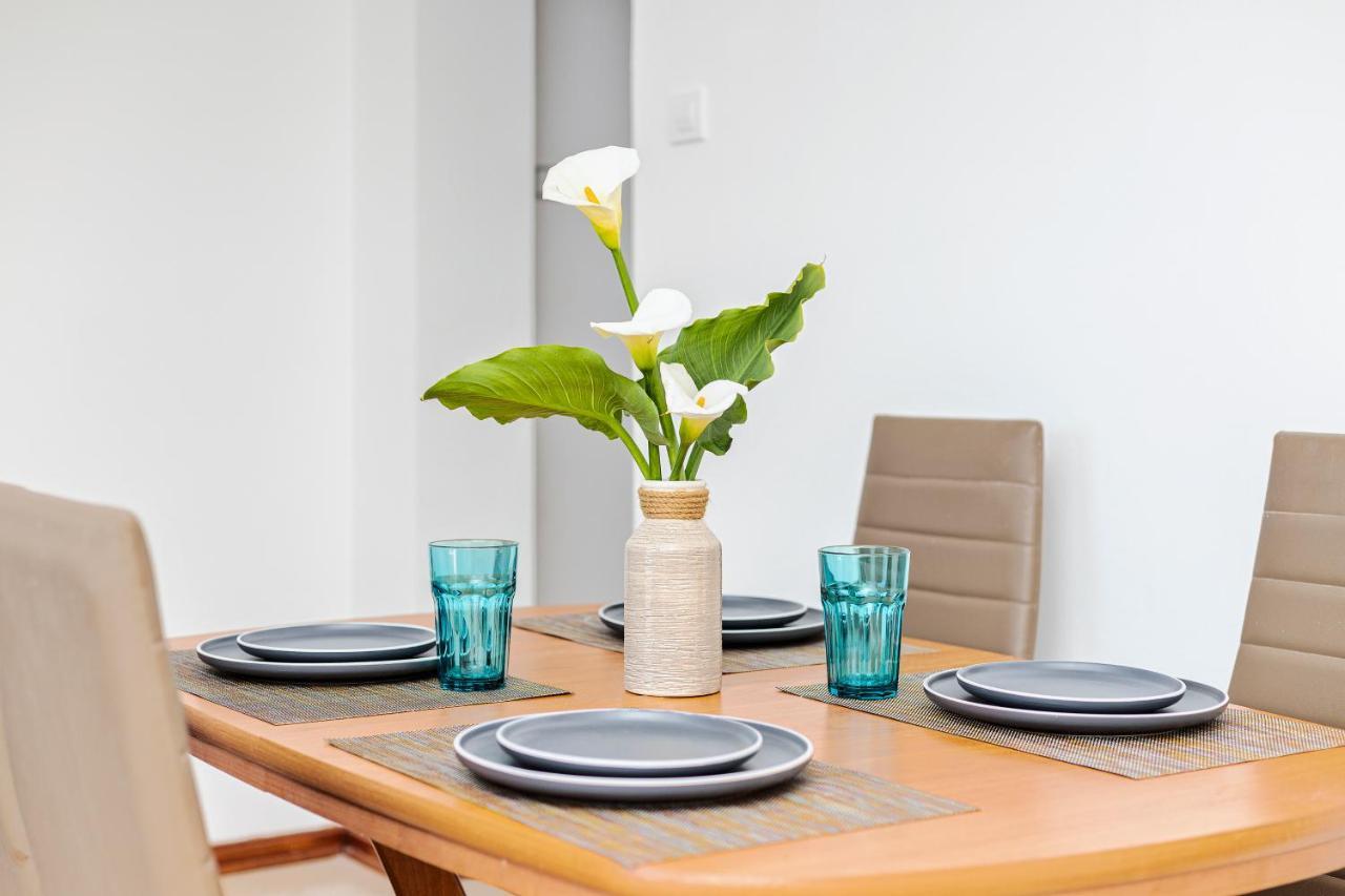Promenade Rose Apartment Kotor Luaran gambar