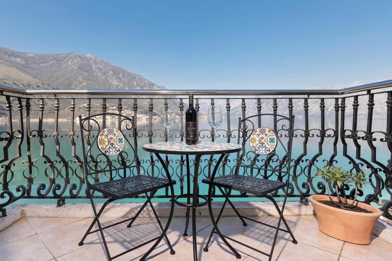 Promenade Rose Apartment Kotor Luaran gambar