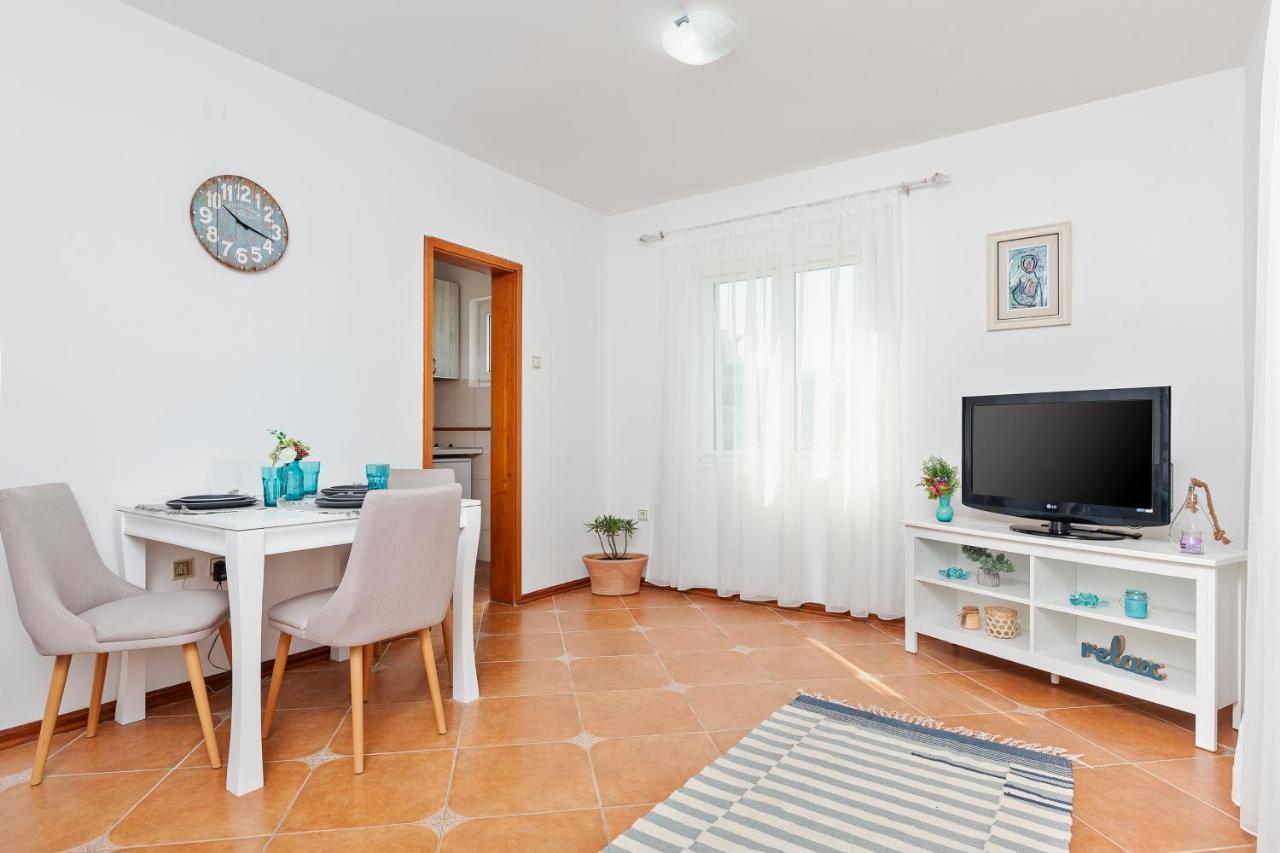 Promenade Rose Apartment Kotor Luaran gambar