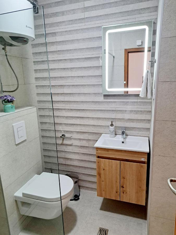 Promenade Rose Apartment Kotor Luaran gambar
